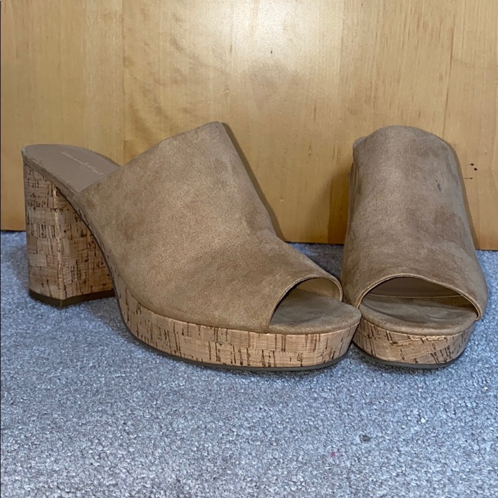 Tan cork heels/clogs